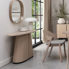 Valletta Console Table 4