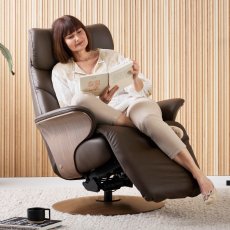 Stressless Adam Chair & Stool Disc Power 4