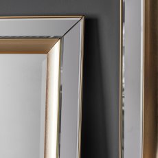 Phantom Large Mirror 3