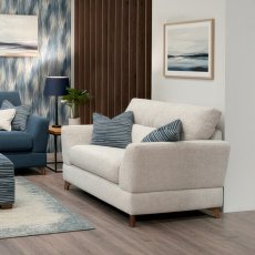 Kieran Cuddler Chair