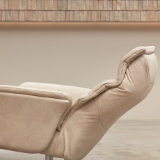 Himolla Azure Medium Manual Armchair 5