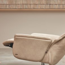 Himolla Azure Medium Manual Armchair 6