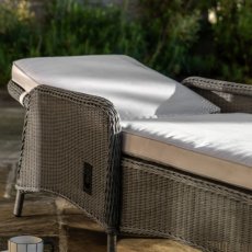 Ascot Lounger 4