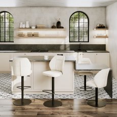 Budapest Bar Stool Off-White 2
