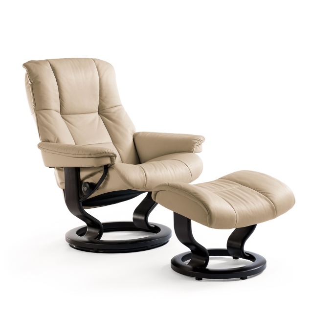 Stressless Mayfair Medium Chair & Stool Classic Base 1