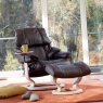 Stressless Reno Medium Chair & Stool Classic Base 8